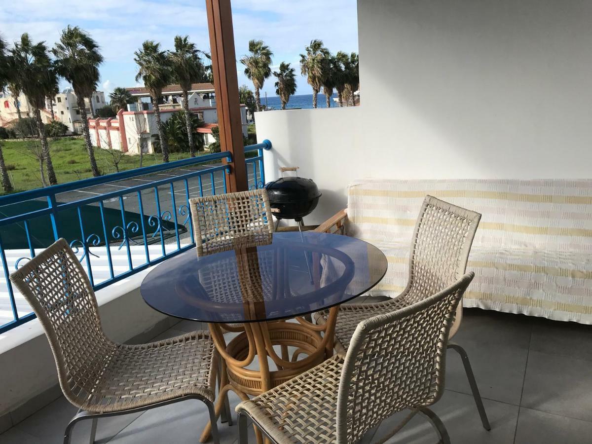 Latchi Holiday Flat Polis Esterno foto